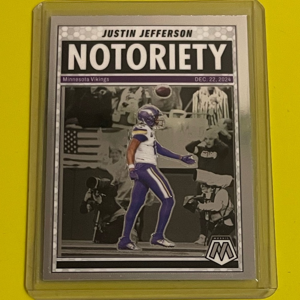 Justin Jefferson #6 2025 Panini Mosaic [Notoriety] Football Trading Card
